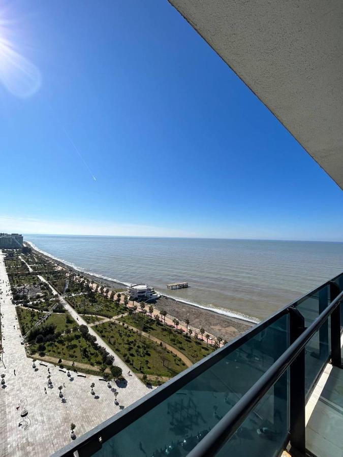 Студия С Потрясающим Видом На Море В Orbi Beach Tower Μπατούμι Εξωτερικό φωτογραφία