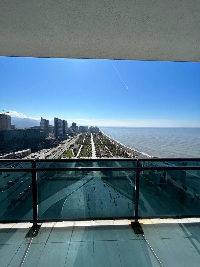 Студия С Потрясающим Видом На Море В Orbi Beach Tower Μπατούμι Εξωτερικό φωτογραφία