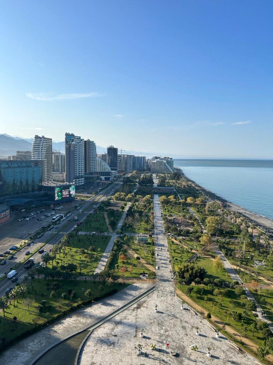 Студия С Потрясающим Видом На Море В Orbi Beach Tower Μπατούμι Εξωτερικό φωτογραφία